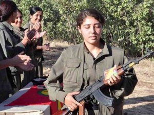Örgüt Üyeliği İddiasıyla Tutuklanan İ̇bb Çalışanı Şafak Duran Hakim Karşısında