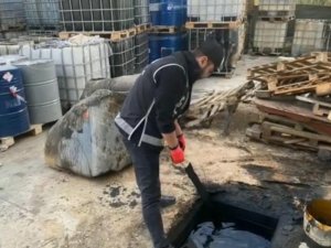 1 Milyon Litre Kaçak Akaryakıt Ele Geçirilen Depo Sahibi Serbest