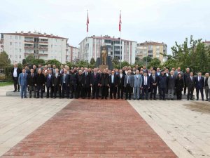 Başkan Kılıç: "İ̇lçemize Muhtarlarımızla Kol Kola Hizmet Ediyoruz"