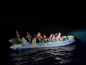 Muğla’da 20 Düzensiz Göçmen Kurtarıldı