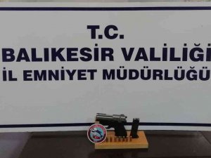 Balıkesir’de Polis Ve Jandarmadan ’Huzur’ Operasyonu