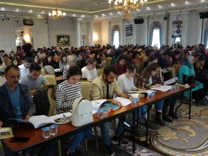 İ̇gü, Van’da Öğretmenlere ’Hızlı Okuma Teknikleri Eğitimi’ Verdi