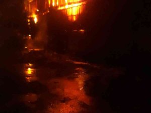 Hatay’da Hurda Depolama Tesisinde Yangın