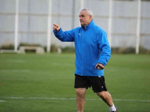 Rıza Çalımbay: “Trabzon Maçında Kapasitemizin Üzerine Çıkacağız”