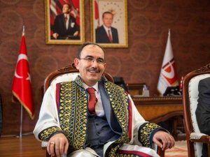 Bşeü Rektörü Beydemir, ’Dünyanın En Etkili Bilim İ̇nsanları’ Listesinde Yer Aldı