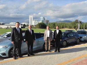 Bakan Yardımcısı Duran, Kktc’nin Milli Otomobili ’Günsel’ İle Test Sürüşü Yaptı