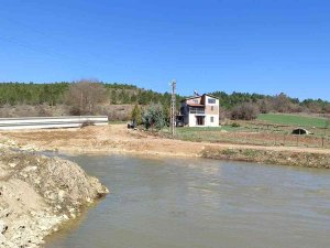 Karabük’te Sel Afetinin Yaralı Sarılıyor