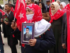 Vanlı Ailelerin Evlat Nöbeti Devam Ediyor