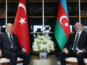 Cumhurbaşkanı Erdoğan, Aliyev İle Görüştü