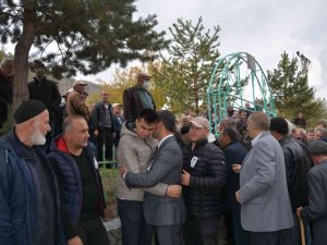 Trafik Kazasında Hayatını Kaybeden Bekçi Temel Aslantürk Törenle Son Yolculuğuna Uğurlandı