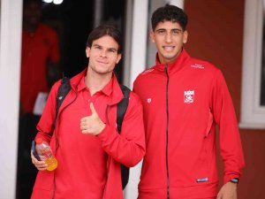 Sivasspor Kafilesi Trabzon’a Gitti