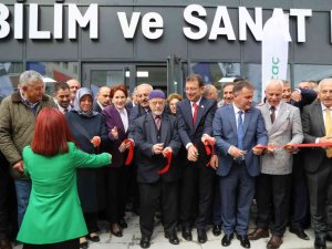 Akşener Ve İ̇mamoğlu Mustafa Canlı Adına Yapılan Okulun Açılışını Gerçekleştirdi