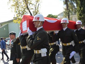 Kore Gazisi Son Yolculuğuna Askeri Törenle Uğurlandı