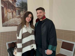 Mehmet Ali Erbil’in Taciz Ettiğini Öne Süren Fenomen Ece Ronay: “Şikayetçiyim, Cezalandırılsın”