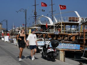 Kuşadası’nda Yaz Sezonu Kruvaziyer Bereketi İle Devam Ediyor