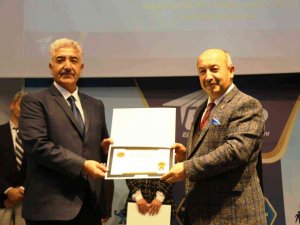 Kütahya Köprüören Tek Termik Ortaokulu’na Altın Rozet