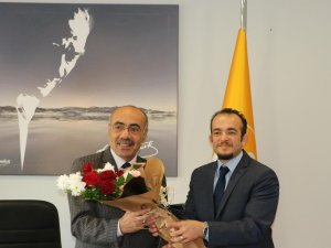 İ̇nönü Üniversitesi’nde Devir Teslim Töreni