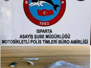 Isparta’da Polisin Şok Uygulamalarında 5 Şahıs Hakkında Adli İşlem Başlatıldı