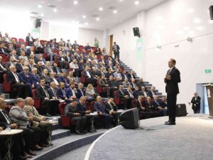 Temel Eğitim Genel Müdürü Morkoç, İ̇l Milli Eğitim Ve Okul Müdürleriyle Bir Araya Geldi