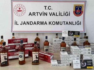 Artvin’de Jandarmadan Gümrük Kaçağı Sigara Ve İçki Operasyonu