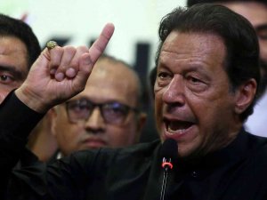 Pakistan Eski Başbakanı Imran Khan’a 5 Yıl Siyasi Yasak