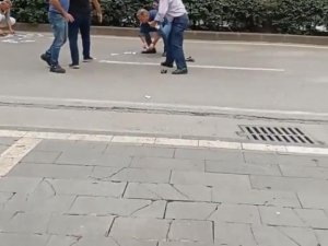 Para Çalıp Kaçan Zanlıyı Vatandaşlar Yakaladı