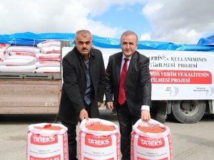 Tokat’ta 2 Bin 500 Çiftçiye Buğday Tohumu Dağıtıldı