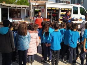 İ̇lkokul Öğrencilerine Yangın Ve Afet Eğitimi