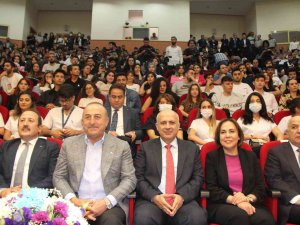 Dışişleri Bakanı Çavuşoğlu: "Bm, Maalesef Yeni Sorunlara Cevap Veremiyor"