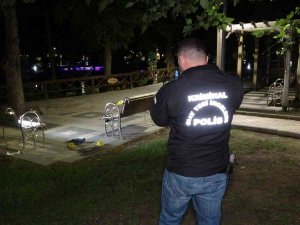 Alacak Verecek Meselesi Yüzünden Ortağını Bıçakladı