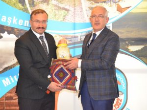 Milletvekili Bilen Emet’te, “2023’e Doğru Şehir Buluşmaları” Programına Katıldı