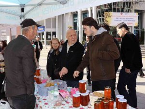 Geleneksel Hale Gelen İ̇zmit Bal Günleri Başladı