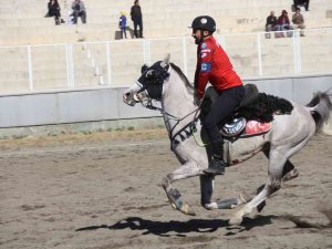 Erzurum’da Cirit 1. Lig Müsabakaları Devam Ediyor