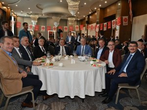 Başkan Ergün Yunusemre İlçesindeki Yatırımları Anlattı