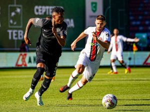 Spor Toto Süper Lig: Ümraniyespor: 1 - Fatih Karagümrük: 3 (Maç Sonucu)