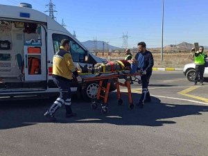 Konya’da Trafik Kazası: 2 Yaralı