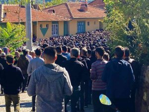Bir Hafta Önce Dünyevine Giren Gelin Toprağa Verildi