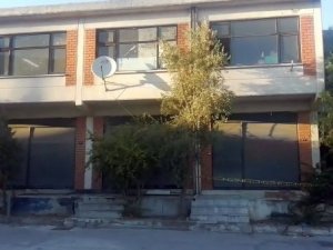 İ̇zmir’de Bir Kadın, İş Yerinde Başından Vurulmuş Halde Bulundu