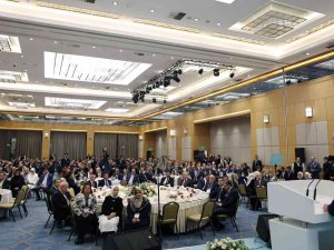 Cumhurbaşkanı Erdoğan’dan Muhalefete Lgbt Çağrısı: "Milletimizi Sapık Akımlardan Beraberce Koruyalım"