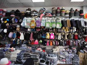 Gaziantep’te Soğuk Hava Bere Satıcılarının Yüzünü Güldürüyor