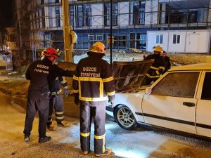 Seyir Halindeki Otomobilde Yangın Çıktı