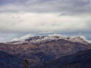 Yüksek Kesimlere Kar Yağdı, Hava Sıcaklığı Sıfırın Altına Düştü