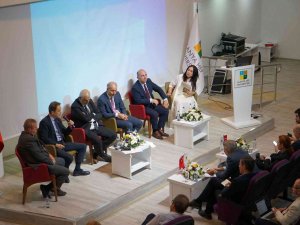 Alanya Hep Üniversitesi’nde ‘Kimseyi Geride Bırakma’ Sloganıyla Gıda Paneli