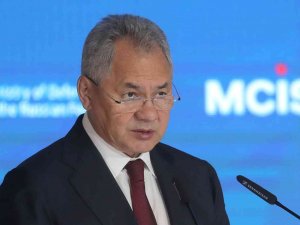 Bakan Akar, Rus Mevkidaşı Şoygu İle Telefon Görüşmesi Gerçekleştirdi