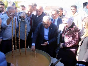 Yöresel Ürün ’Kedi Bacağı’ Kocasinan’da Tanıtıldı