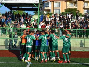 Salihli’de Galibiyet Sevinci