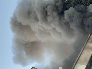 Pendik’te Krom Kaplama İmalathanesinde Korkutan Yangın
