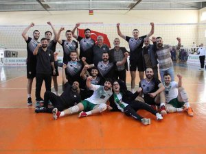 Alpaslan Endüstri Erkekler 1. Ligi: Solhanspor: 3 - Niksar Belediyespor: 0