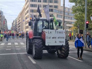 Belçika’da Cop27 Öncesi “İklim Değişikliği” Protestosu