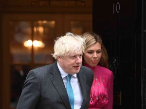 İ̇ngiltere’nin Eski Başbakanı Johnson Başbakanlık Yarışından Çekildi